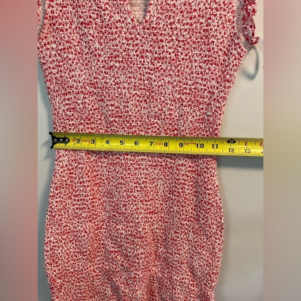 Japna, medium, women’s red and white floral print smocked stretch mini dress - Picture 7 of 9